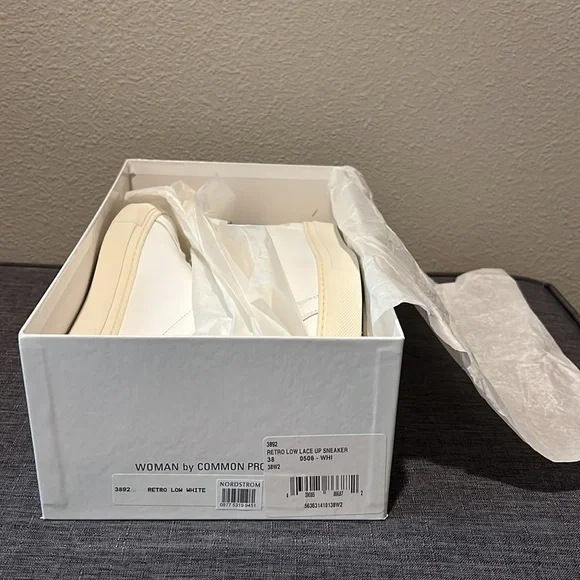 Women by Common Projects